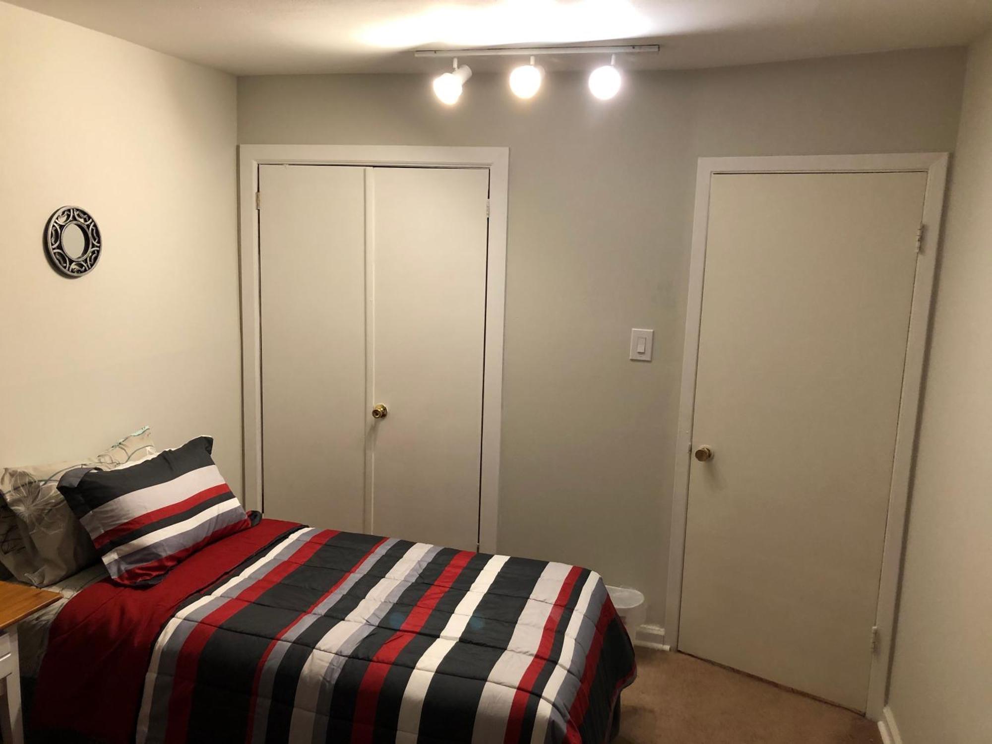 Chekell's Cozy Split Level * New York