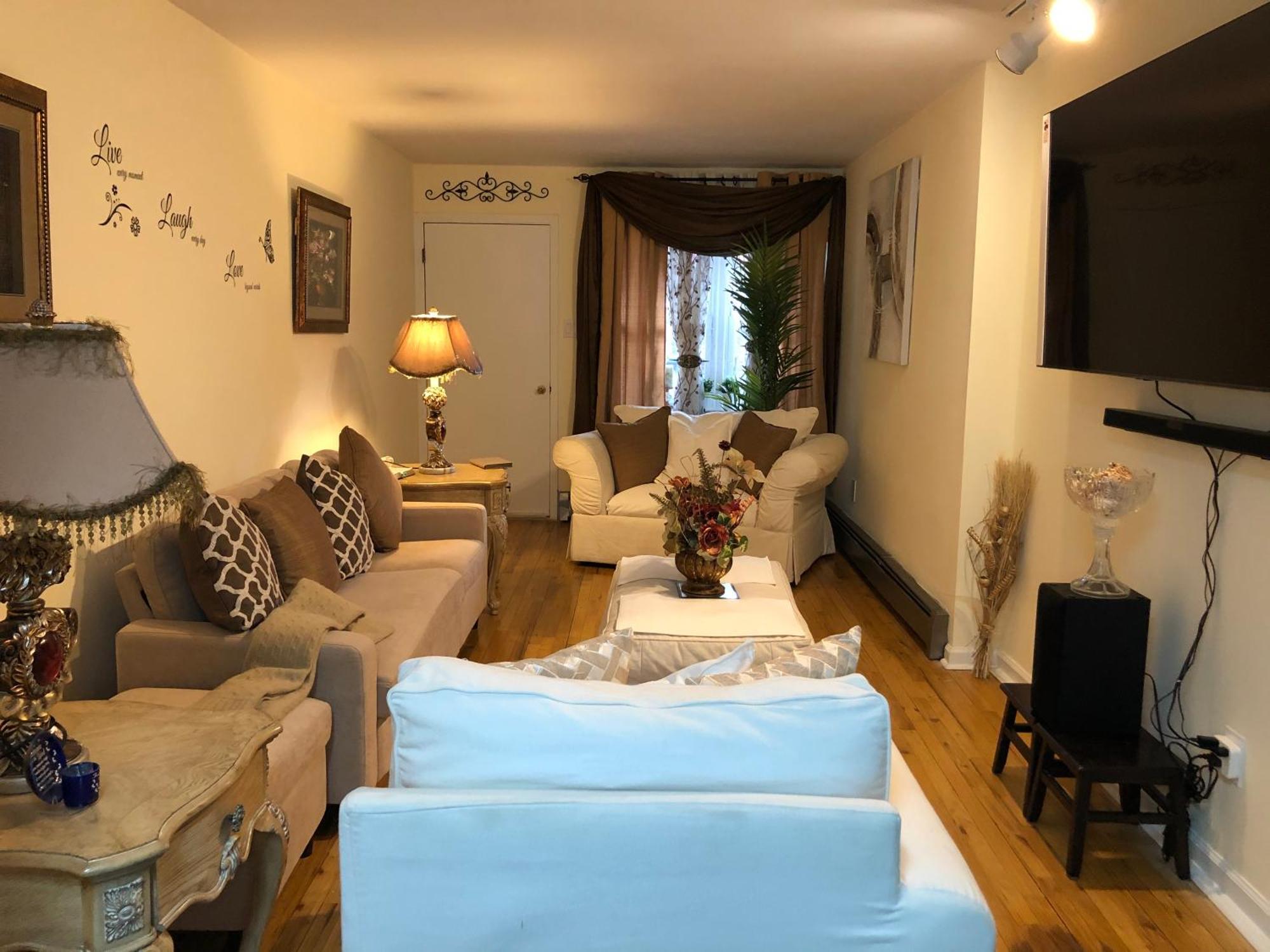 Apartment Chekell's Cozy Split Level